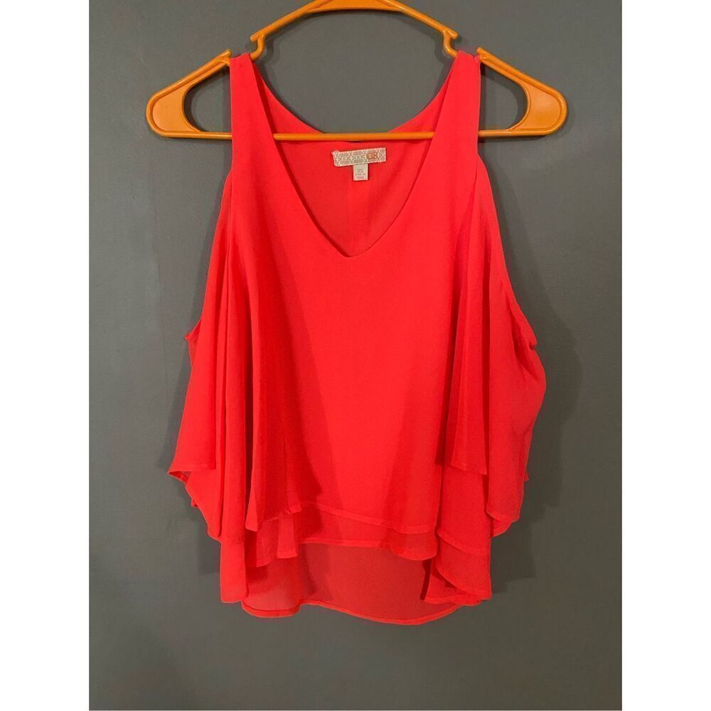 GB Cold Shoulder Flowy Top Size XSmall